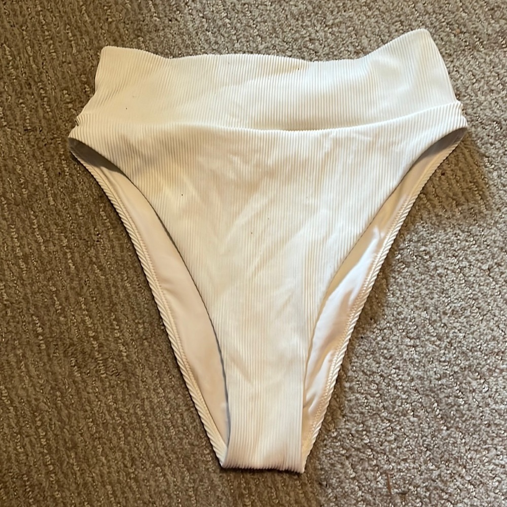 High Waisted Cheeky Bottoms